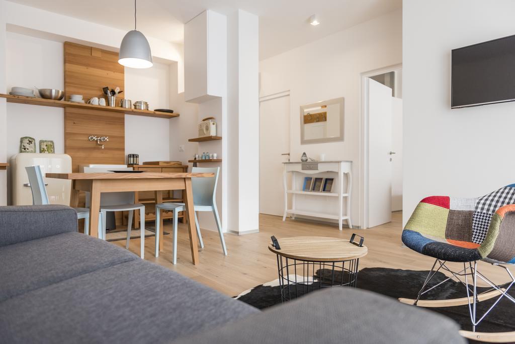 M-Loft Merangardenvilla Buitenkant foto